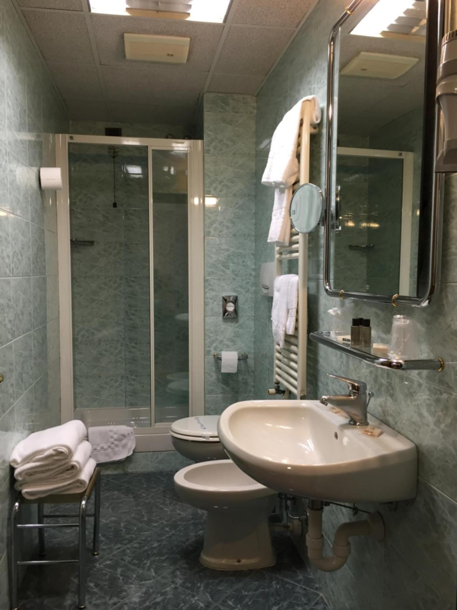 Hotel Iris Генуя Номер фото